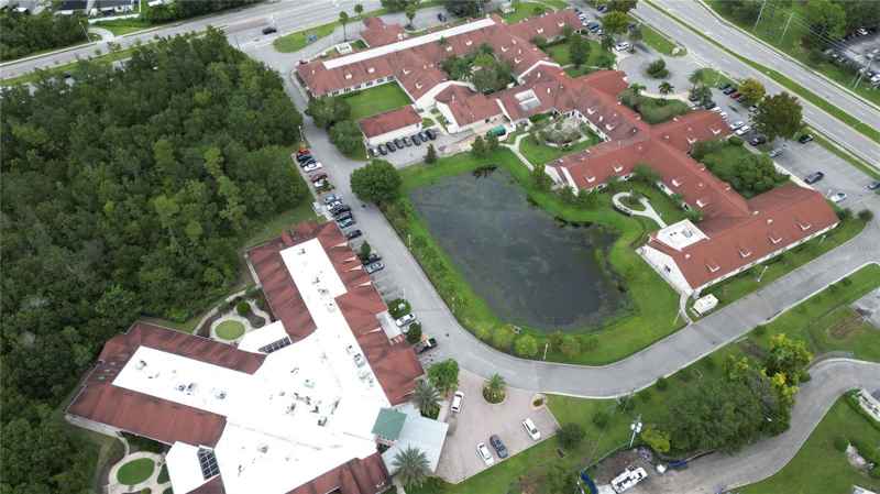 654 N ECONLOCKHATCHEE TRL
