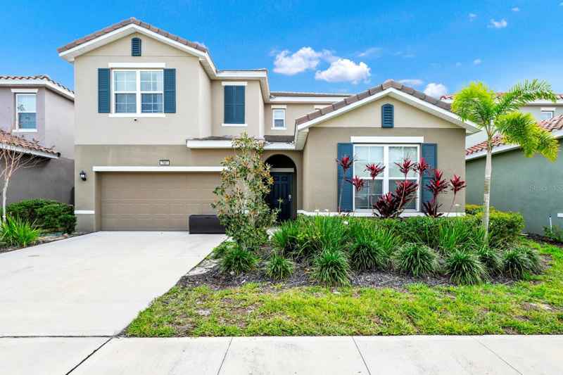 7587 OAKMOSS LOOP