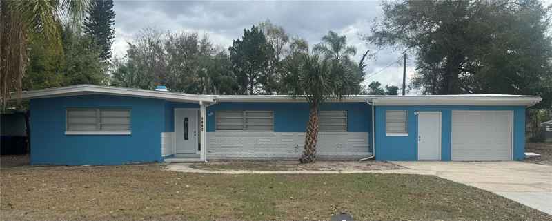 1907 ROCKWELL RD