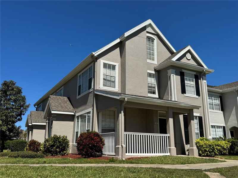 9093 LEE VISTA BLVD #905