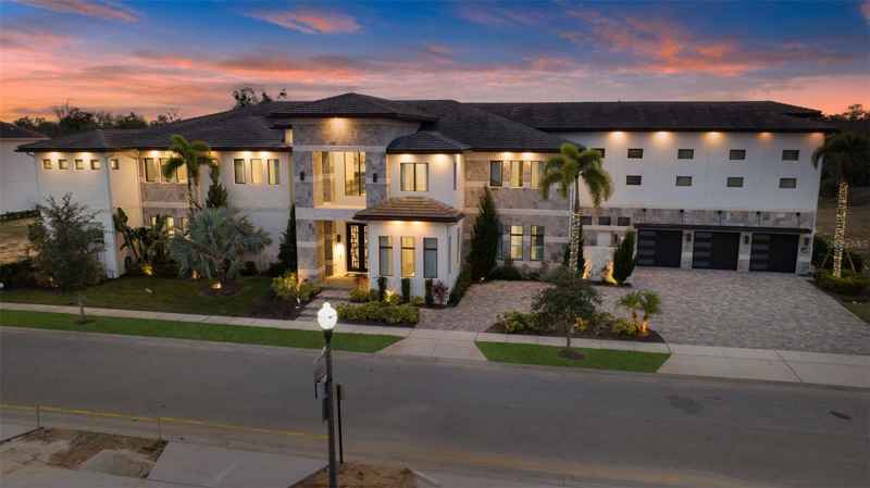 1148 GRAND TRAVERSE PKWY