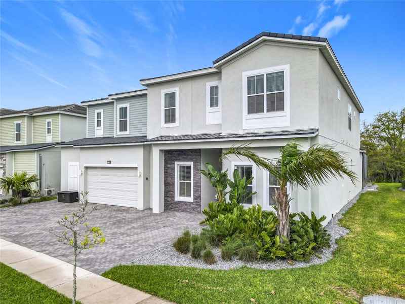 1739 OAK BLOSSOM DR