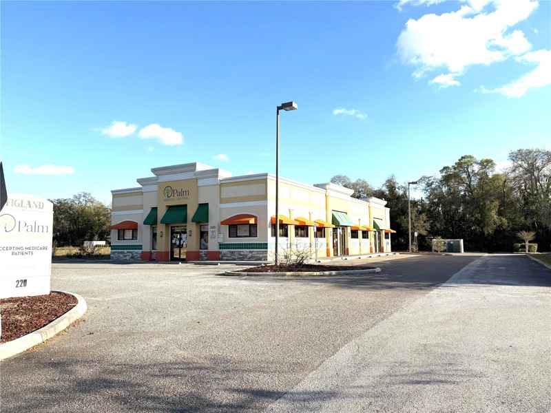 220 ALAFAYA WOODS BLVD #1004