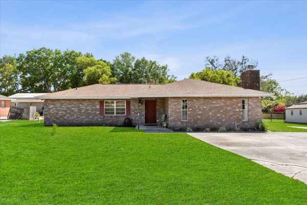 2010 OVERLOOK DR