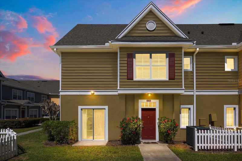 2624 LODI CIR #101