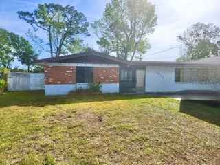 1011 BEULAH DR