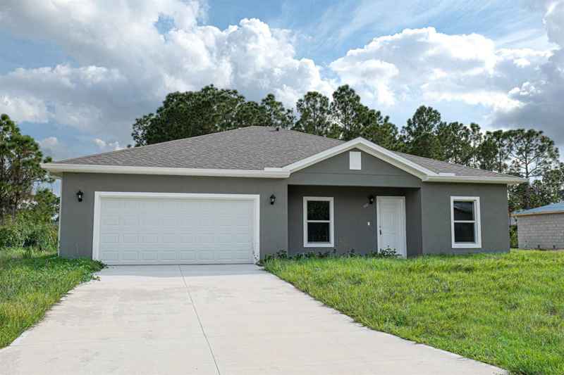 990 QUAKER ST SE