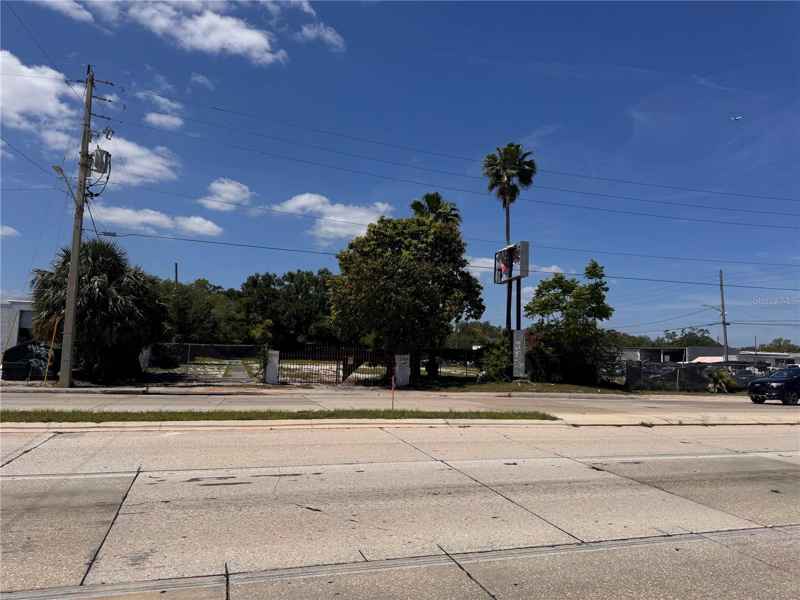 2904 S ORANGE BLOSSOM TRL