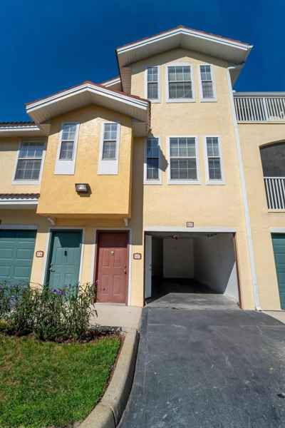 12106 POPPY FIELD LN #107