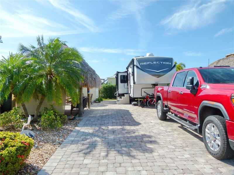 512 SW 38TH TRCE #119