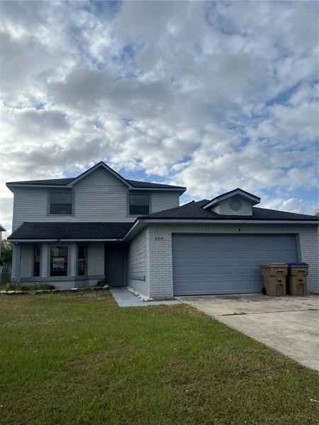 204 APPLEWOOD CT
