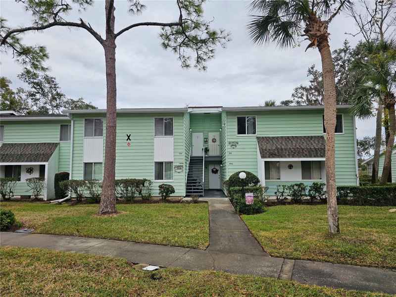 593 MIDWAY DR #B