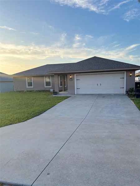 648 W MARGUERITA DR