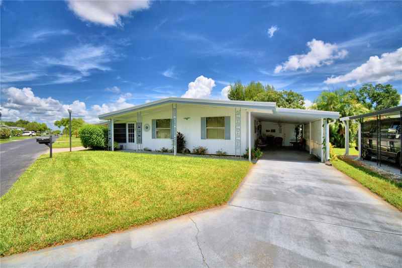 104 PARADISE LN