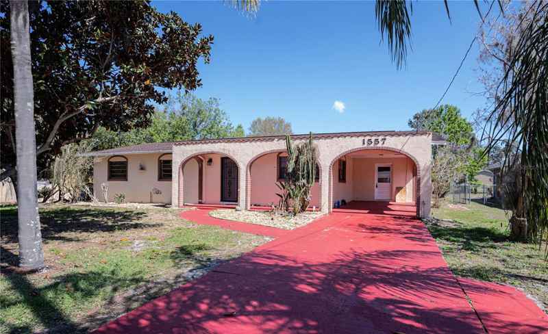 1557 LAKE CLAY DR
