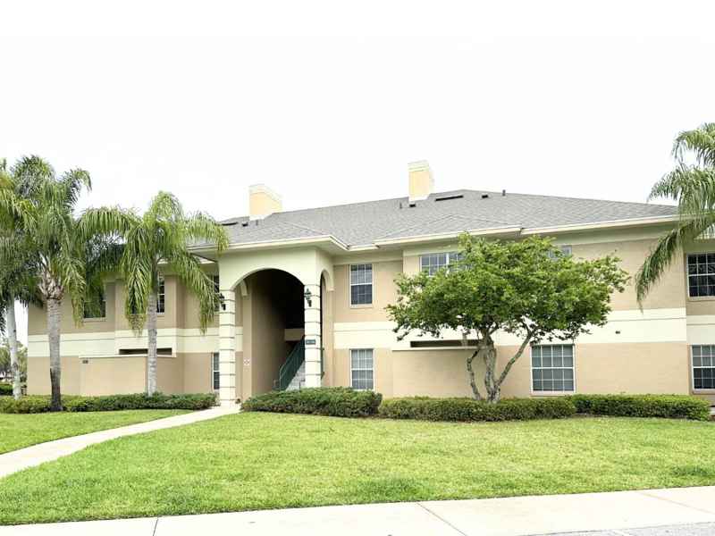 903 EAGLE POND DR #903