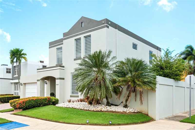 6006 VIA DEL PALMAR