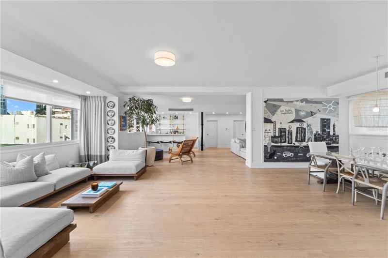 61 CALLE KINGS COURT #3