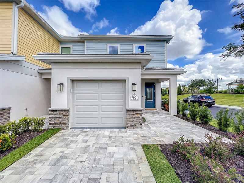 7901 PUTTING GREEN WAY
