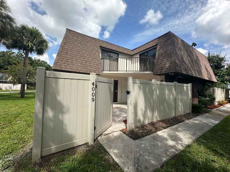 4009 SHANNON BROWN DR