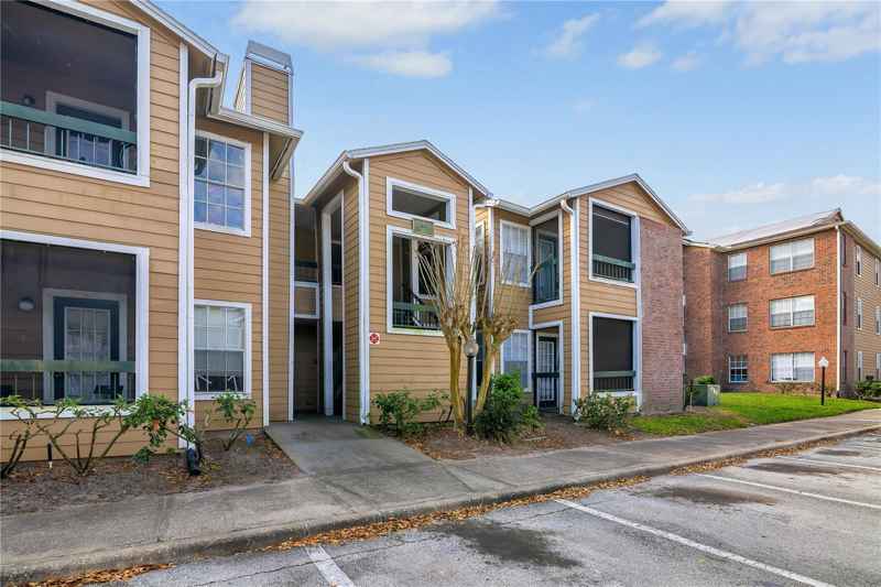 5530 CHRISHIRE WAY #D204