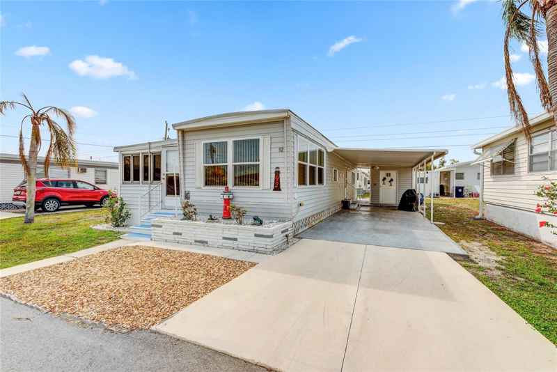 92 DEL RIO DR
