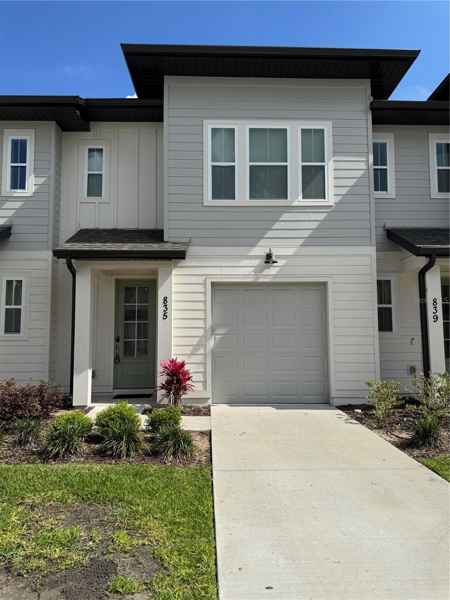835 LONGBOAT DR