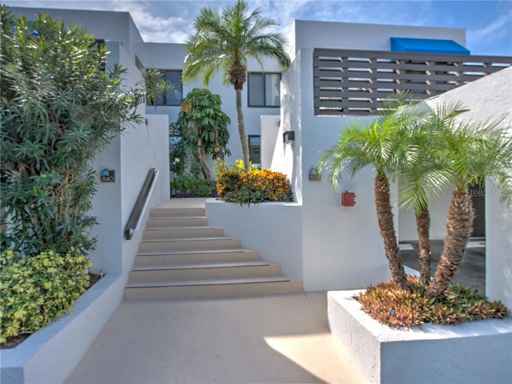 838 BAYPORT WAY #838