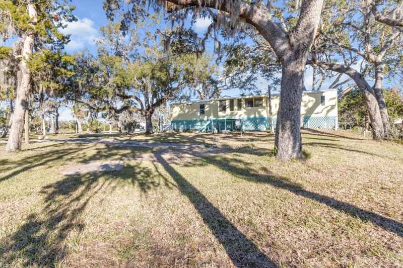 2109 S GULFWATER PT