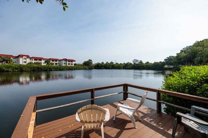 4550 OVERLOOK DR NE #258