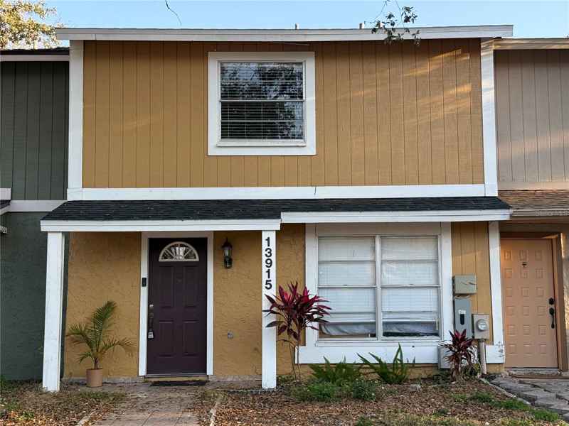13915 VILLAGE VIEW DR