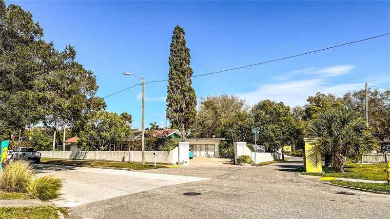 7124 JASMIN DR
