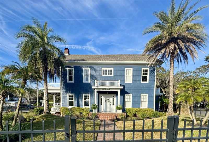 238 RAINEY AVE