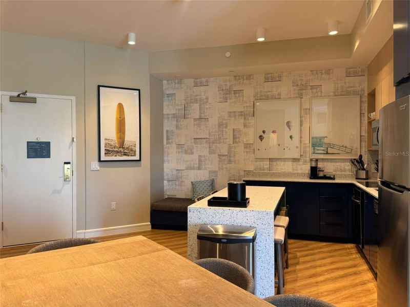 3151 SUNSET WALK DR #314