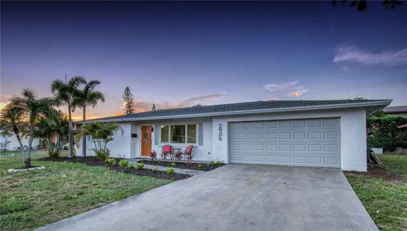 2906 22ND AVE W
