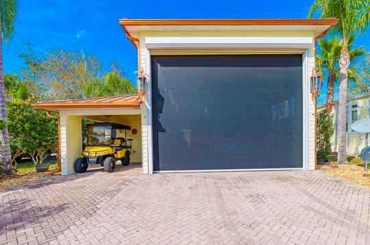 6841 AMANDA VISTA CIR