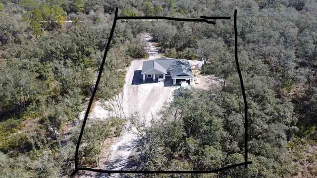 8204 CHIMNEY ROCK DR