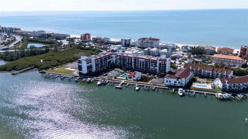 19111 VISTA BAY DR #401