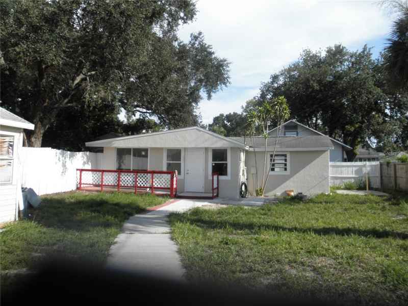 707 WYATT ST