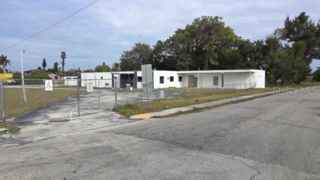 2305 HENDERSON AVE