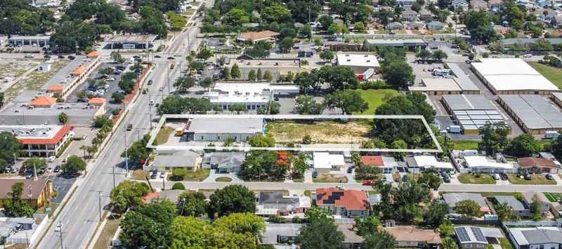 2711 N MACDILL AVE