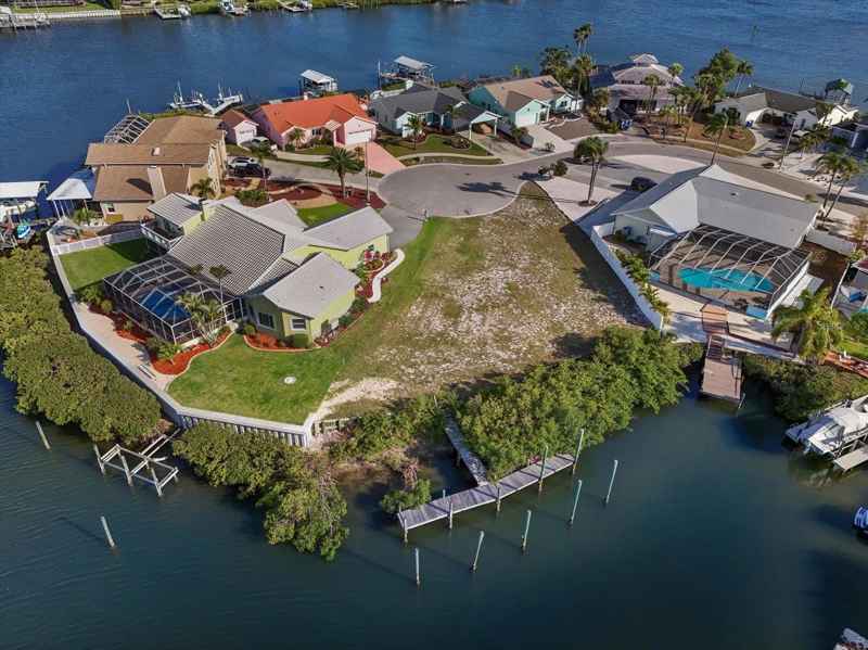 6646 DOLPHIN COVE DR