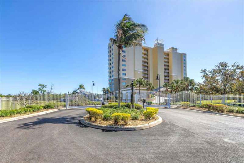 10851 MANGROVE CAY LN NE #714