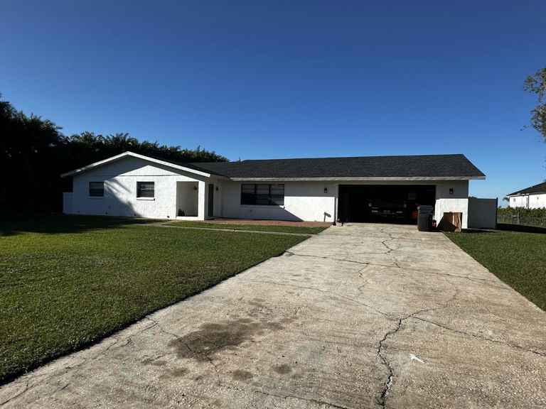 990 KEEN RD