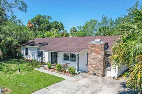 202 YALE DR