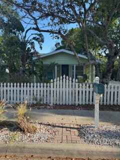 119 E CEDAR ST
